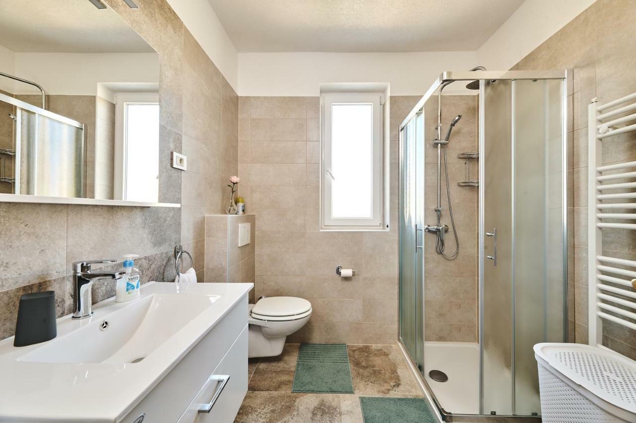 Apartment Ana بروتونيغلا المظهر الخارجي الصورة